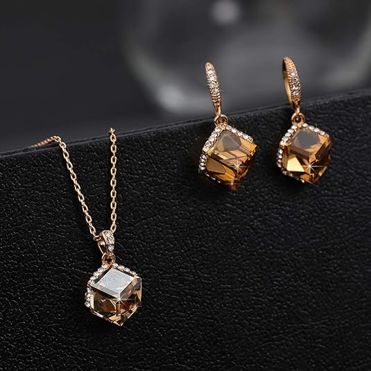 #color_Light Topaz/Rose Gold-tone