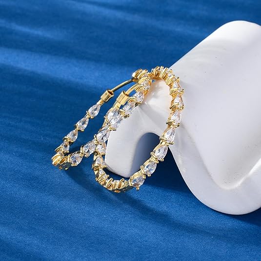 #color_ White/Gold-tone