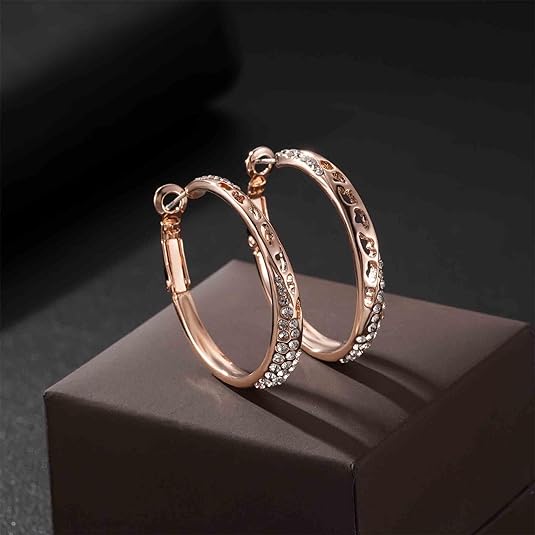 #color_White Crystal/Rose Gold-tone
