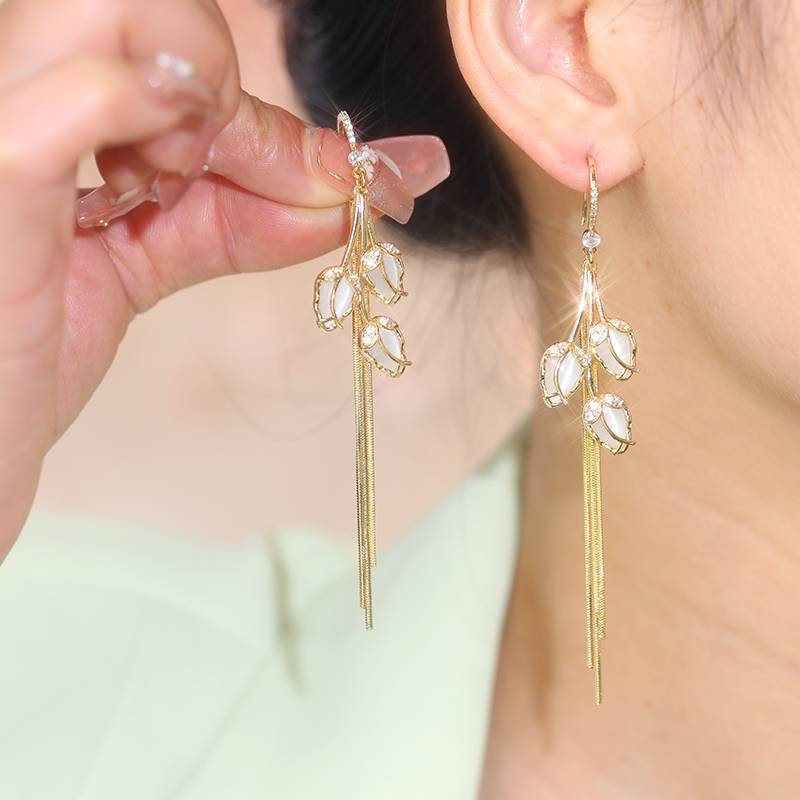 Elegant Gold Tassel Crystal Drop Earrings for Women