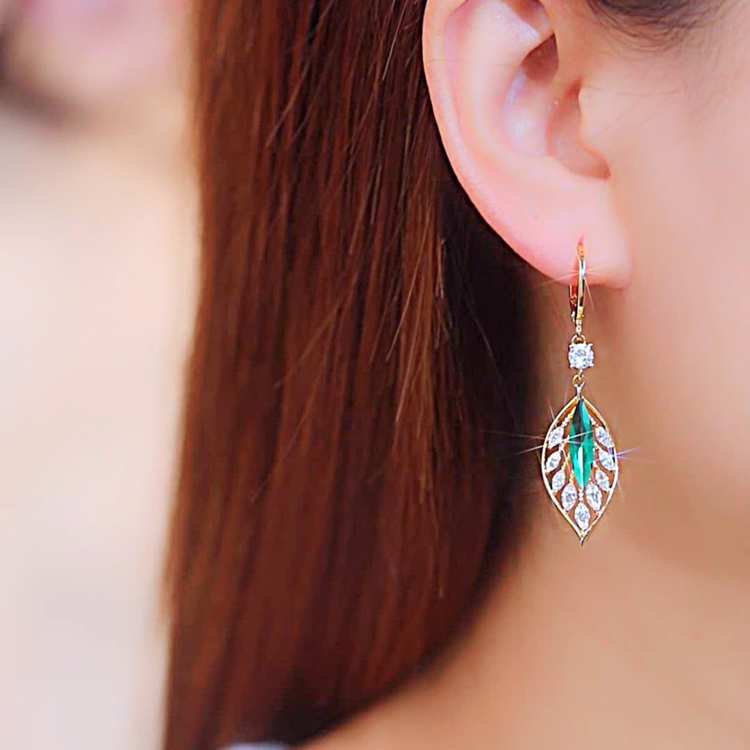Delicate Leaf Tassel Earrings with Romantic Mermaid Tail Design for Women
