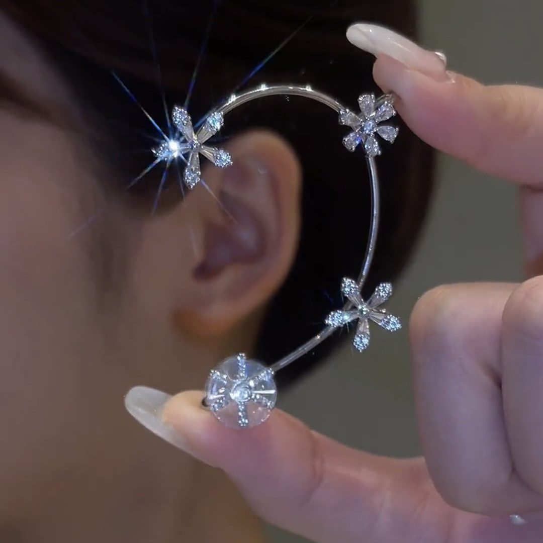 2Pcs Rotatable Snowflake Ear Cuffs Wrap Earrings for Women, Non-Pierced Earrings Jewelry